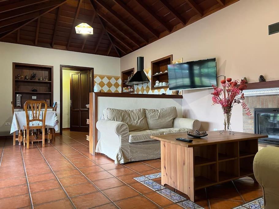 Villa Rustic House La Montana à Breña Baja Extérieur photo